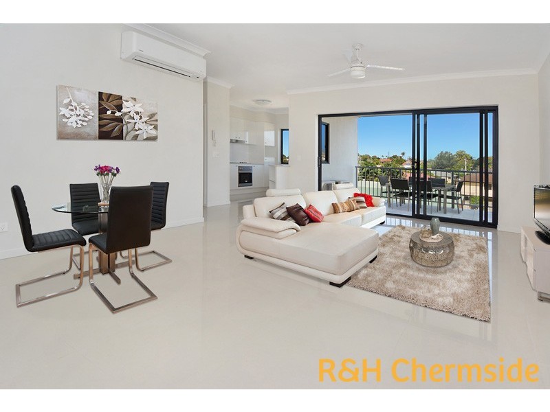 9 Greenbank Street, Chermside QLD 4032