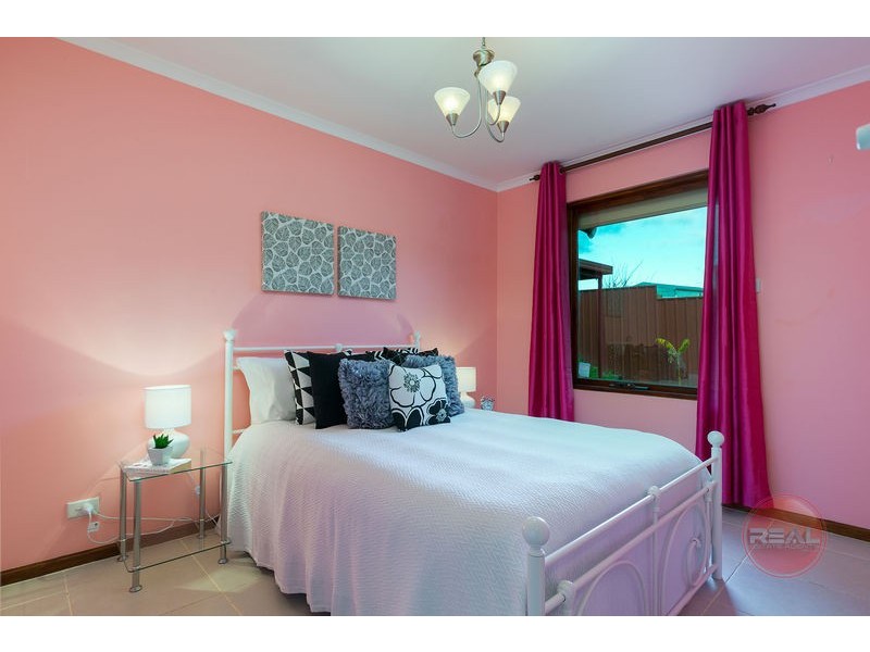 27 Serenade Crescent, Aberfoyle Park SA 5159