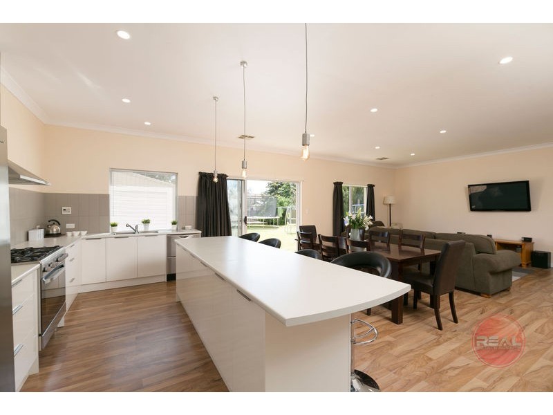 12 Pethick Terrace, Marion SA 5043