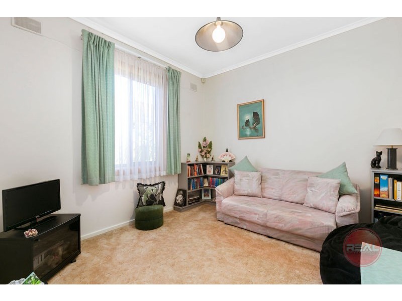 26 Nilpena Avenue, Park Holme SA 5043