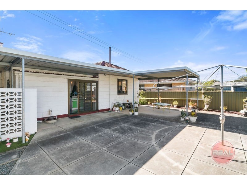 26 Nilpena Avenue, Park Holme SA 5043