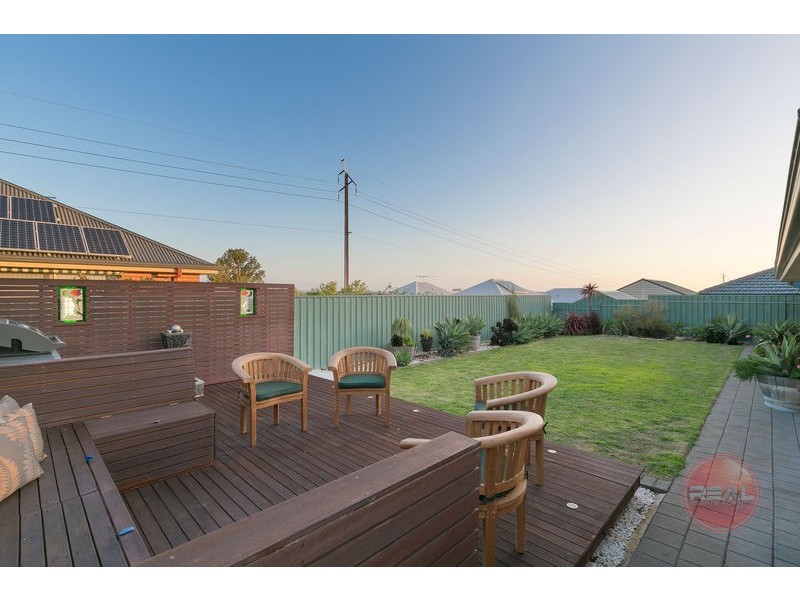 16 Brooklyn Drive (Hallett Cove Heights Estate), Hallett Cove SA 5158