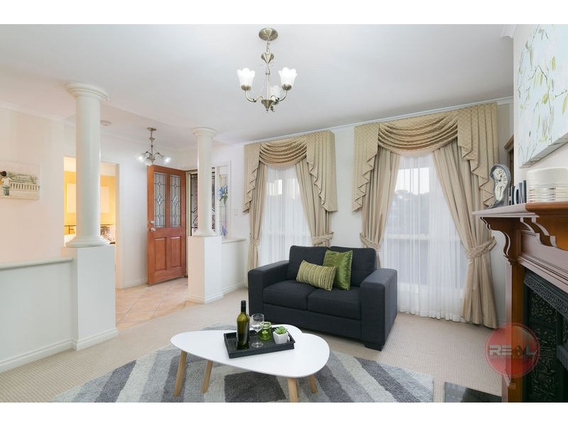 16 Brooklyn Drive (Hallett Cove Heights Estate), Hallett Cove SA 5158