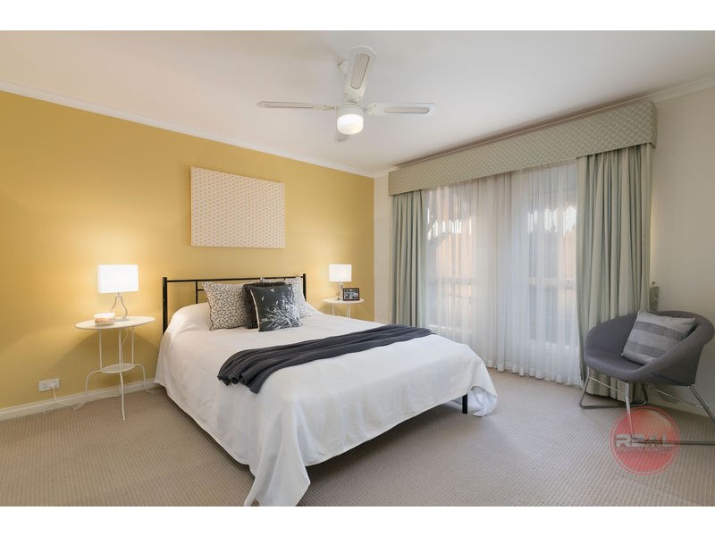 16 Brooklyn Drive (Hallett Cove Heights Estate), Hallett Cove SA 5158