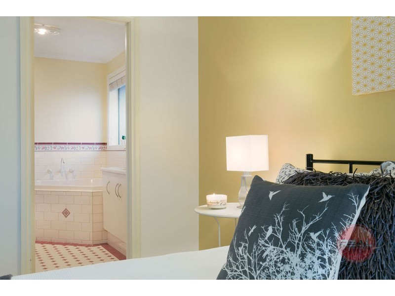 16 Brooklyn Drive (Hallett Cove Heights Estate), Hallett Cove SA 5158