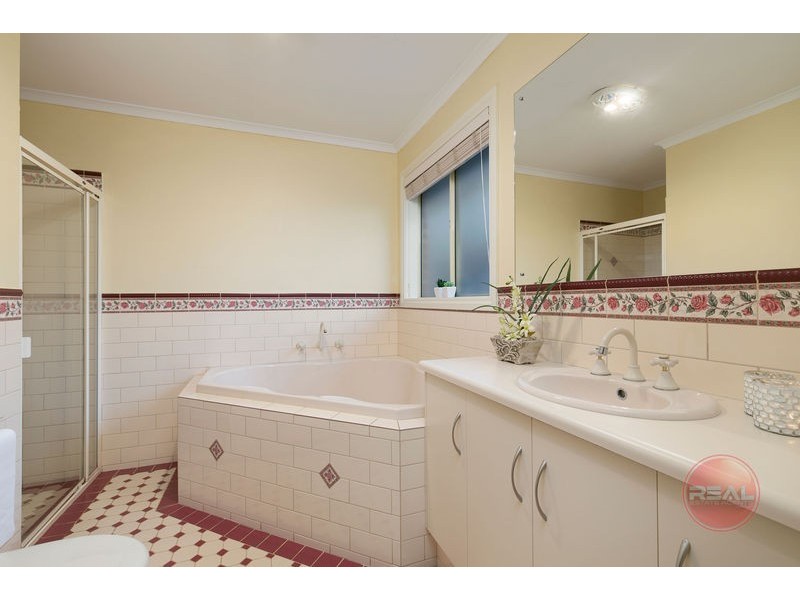 16 Brooklyn Drive (Hallett Cove Heights Estate), Hallett Cove SA 5158