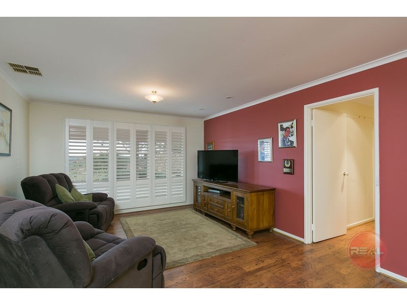 12 Panorama Drive, Aberfoyle Park SA 5159