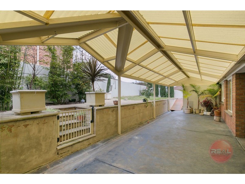 12 Panorama Drive, Aberfoyle Park SA 5159