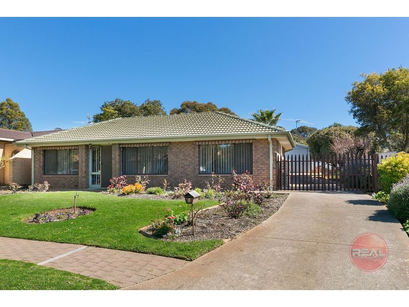 8 Lynly Court, Morphett Vale SA 5162