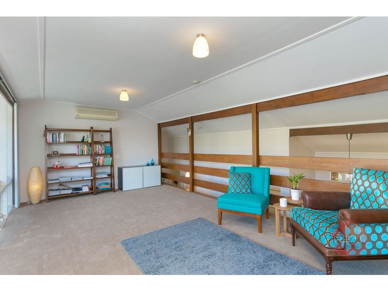 30 Karoona Crescent, Seacombe Heights SA 5047