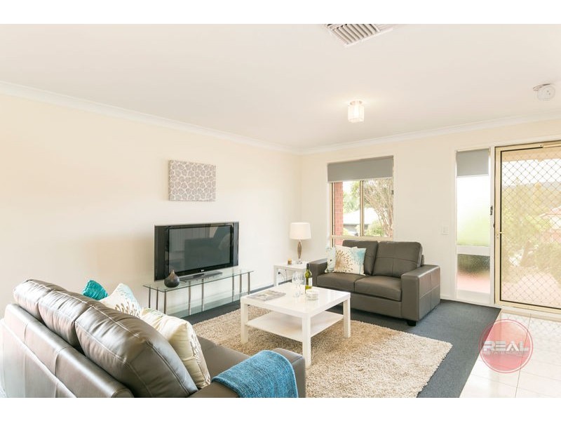 10 Excelsior Grove, Woodcroft SA 5162