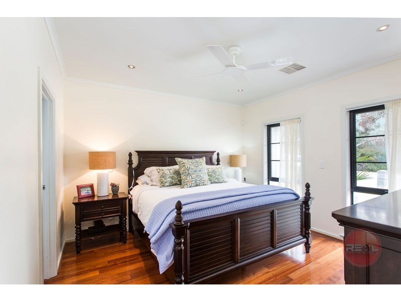 2 Holly Court, Mawson Lakes SA 5095