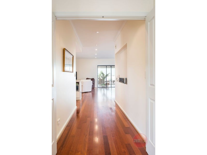 2 Holly Court, Mawson Lakes SA 5095