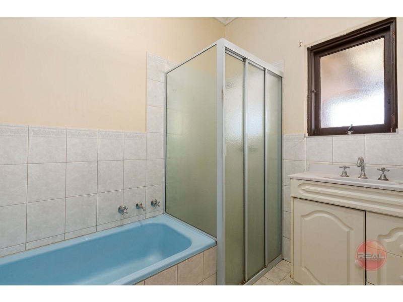 1 Lyall Avenue, Panorama SA 5041