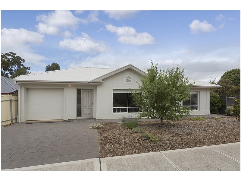 15 Melbourne Street, Sturt SA 5047