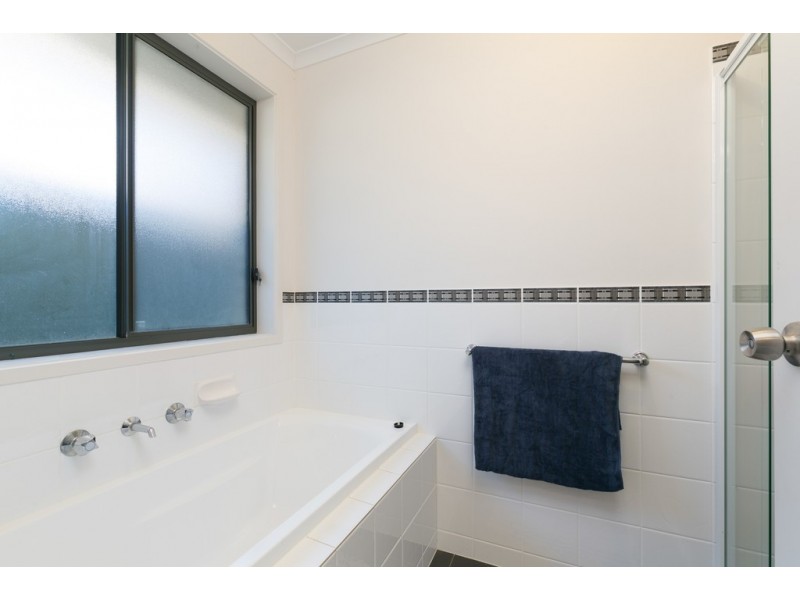 20 Sapphire Way, Aldinga Beach SA 5173