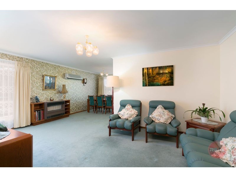 12 Tora Court, Park Holme SA 5043