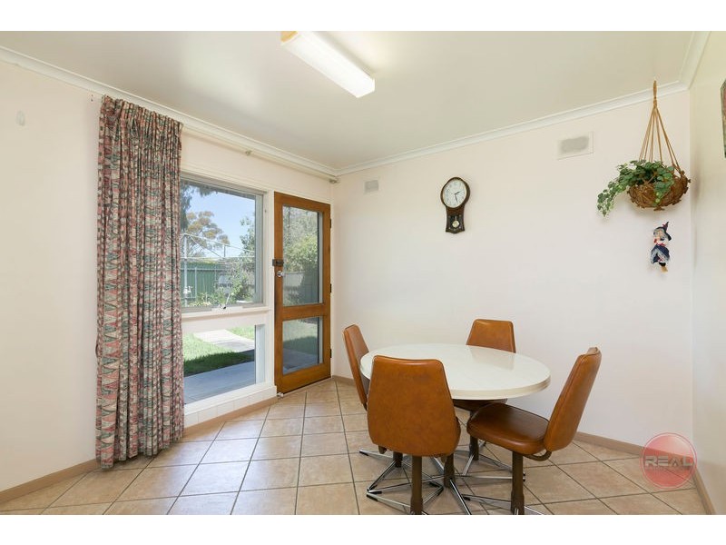 12 Tora Court, Park Holme SA 5043