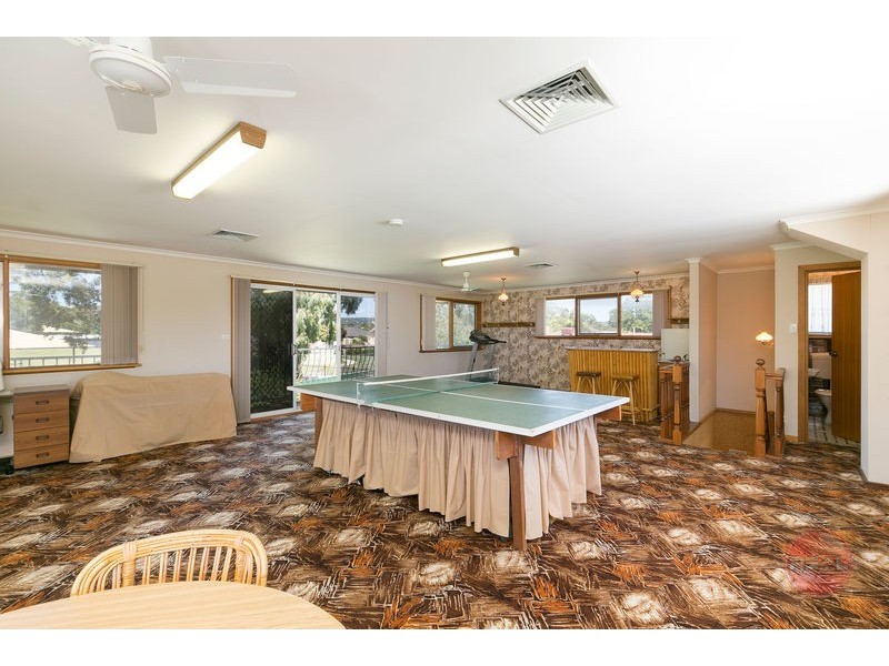 12 Tora Court, Park Holme SA 5043