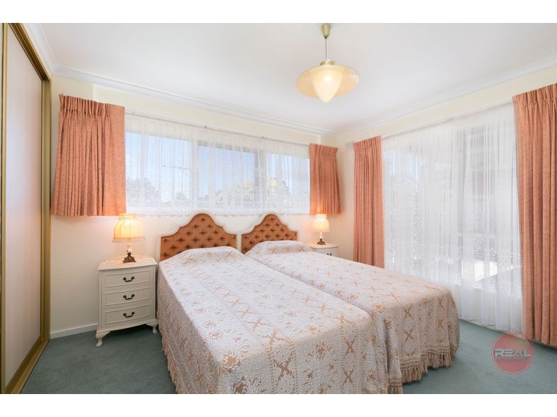 12 Tora Court, Park Holme SA 5043