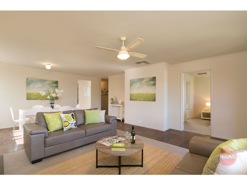 4 Fernilee Court, Onkaparinga Hills SA 5163