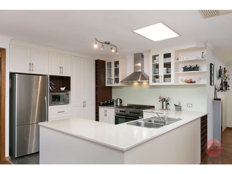 23 Banksia Road, Aberfoyle Park SA 5159