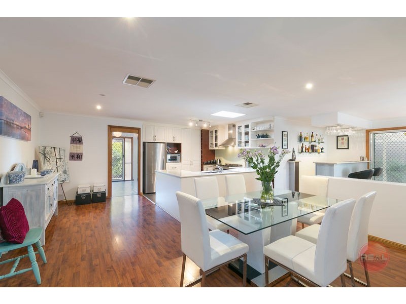 23 Banksia Road, Aberfoyle Park SA 5159