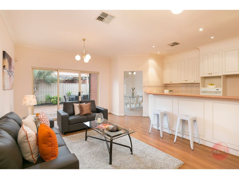 8 Waverley Terrace, Hove SA 5048