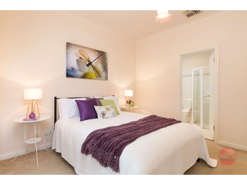 8 Waverley Terrace, Hove SA 5048