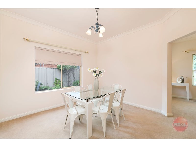 8 Waverley Terrace, Hove SA 5048