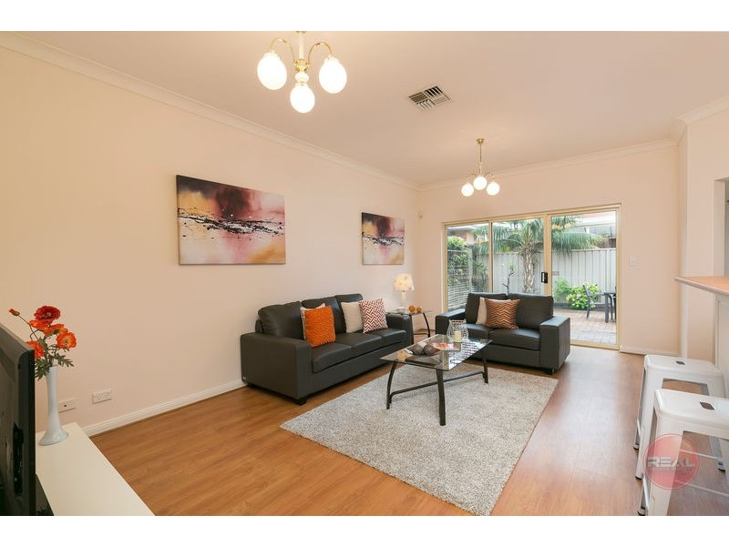 8 Waverley Terrace, Hove SA 5048