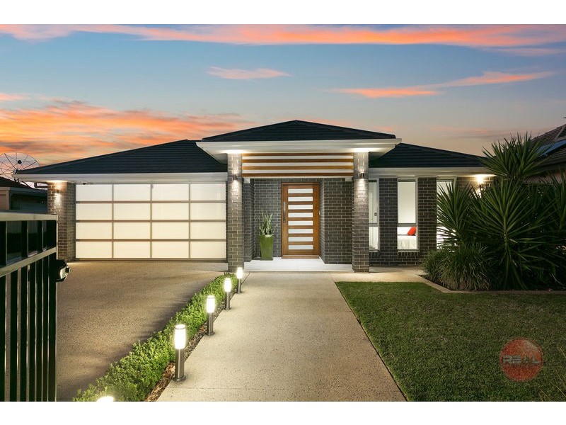 4 Pildappa Avenue, Park Holme SA 5043