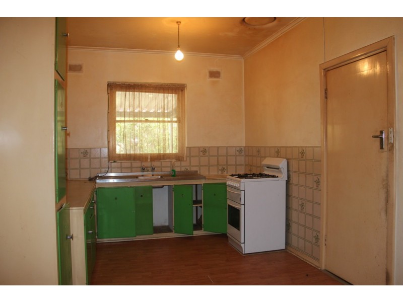 15 Fetlar Avenue, Marion SA 5043