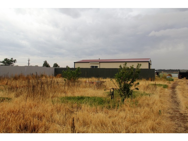 1901 Jervois Road, Woods Point SA 5253