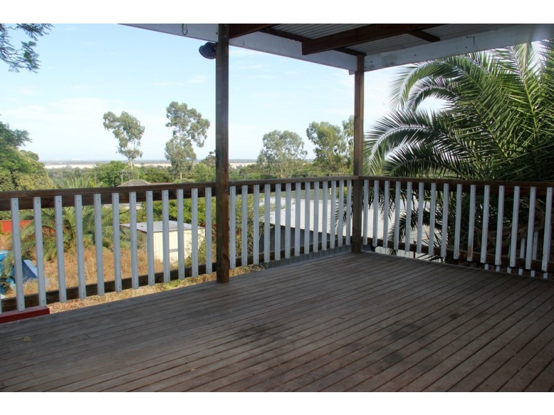 17 Linton Road, Para Hills SA 5096