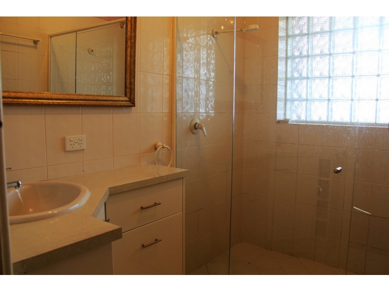 17 Linton Road, Para Hills SA 5096