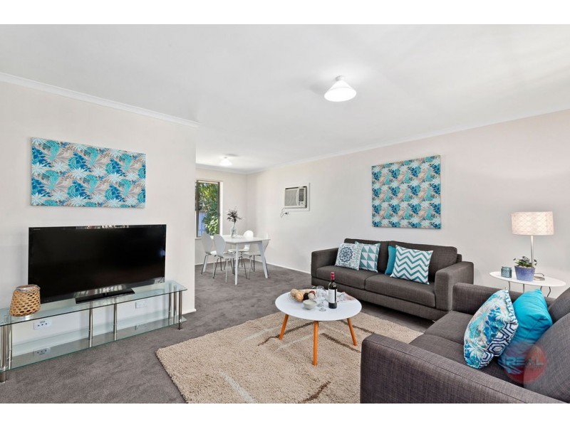 1 Abberton Street, Flagstaff Hill SA 5159