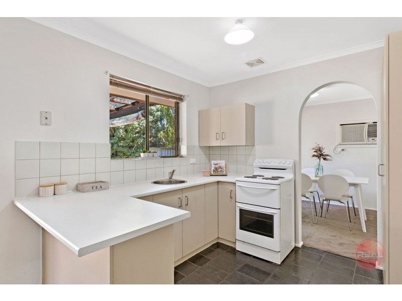 1 Abberton Street, Flagstaff Hill SA 5159