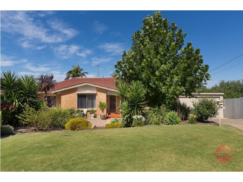 12 Ardross Crescent, Morphett Vale SA 5162