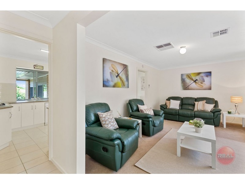 12 Ardross Crescent, Morphett Vale SA 5162