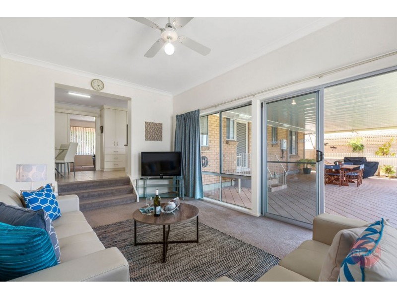 12 Ardross Crescent, Morphett Vale SA 5162