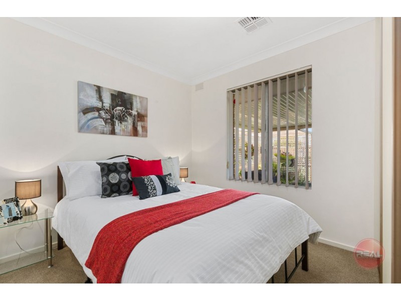 12 Ardross Crescent, Morphett Vale SA 5162