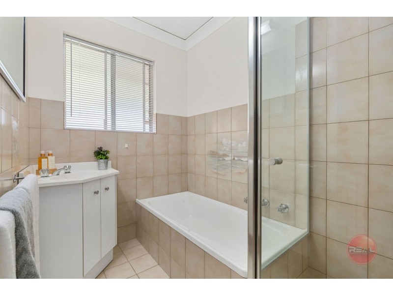 12 Ardross Crescent, Morphett Vale SA 5162