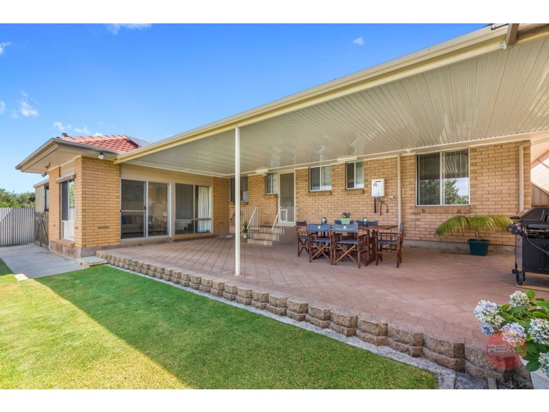 12 Ardross Crescent, Morphett Vale SA 5162