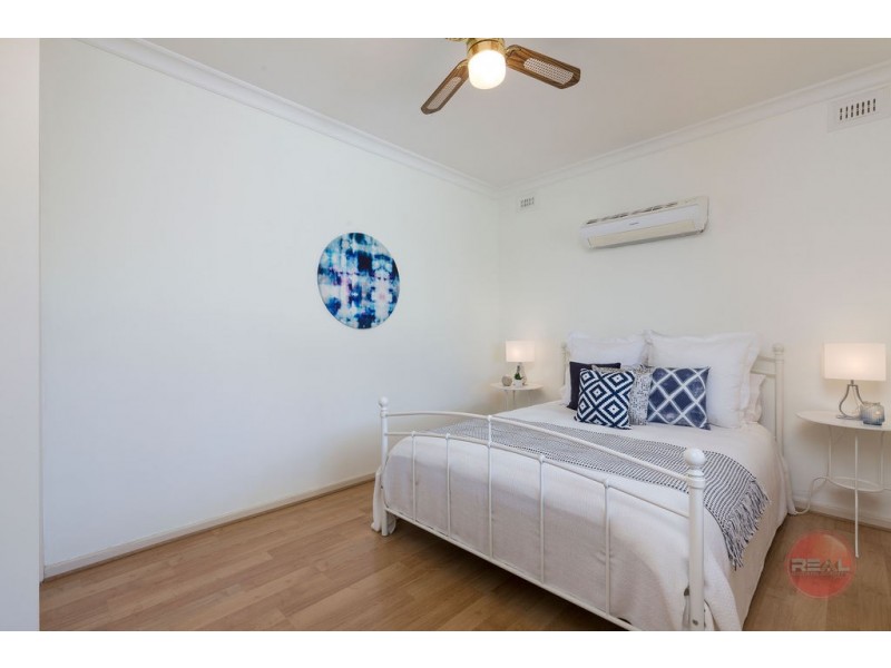 33 Condada Avenue, Park Holme SA 5043