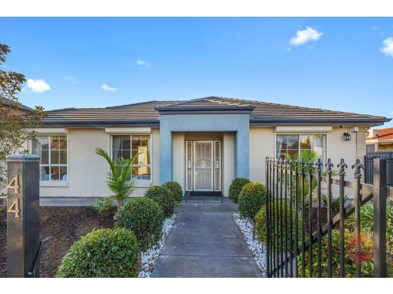 44 Wallala Avenue, Park Holme SA 5043