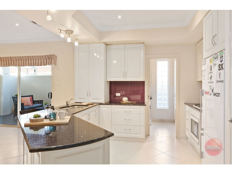 44 Wallala Avenue, Park Holme SA 5043