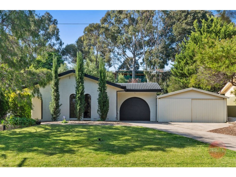 18 Weatherly Road, Happy Valley SA 5159