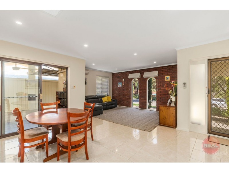 18 Weatherly Road, Happy Valley SA 5159