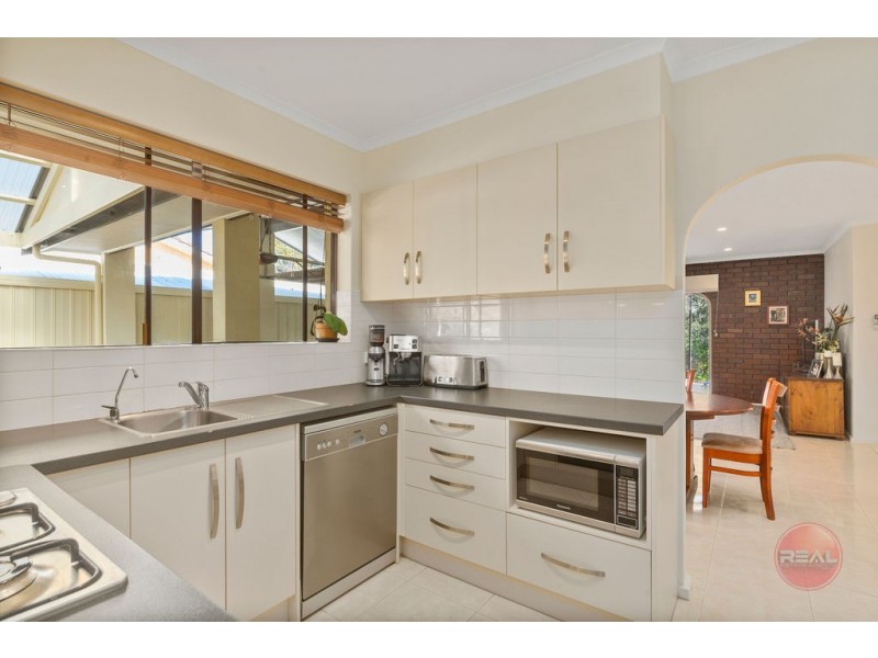 18 Weatherly Road, Happy Valley SA 5159